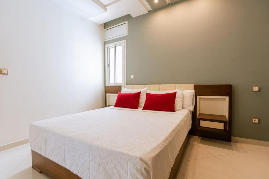 Central 2-Bedrooms Near Beach & Dining Tangier Exterior photo